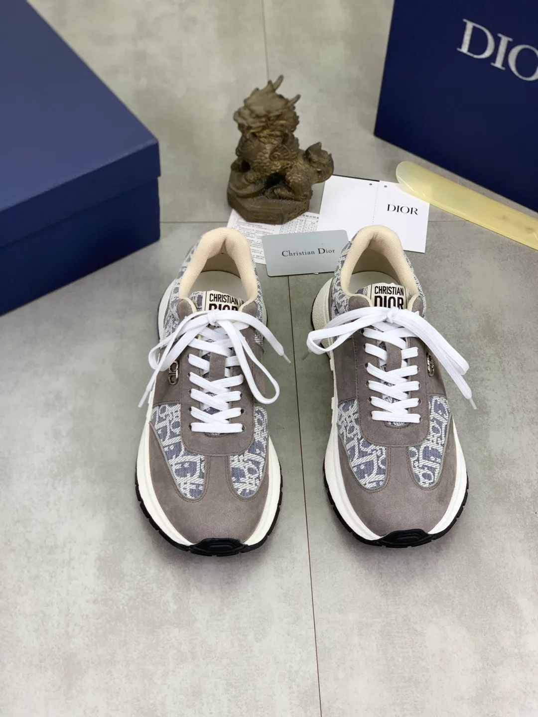 Men's Men's Shoes💰P440💰[New Style]🆘[Dior] 2025 Dior Original Lace-up Low-top Men's Shoes Classic casual shoes 🔥This model is the official classic model, with high quality and made by famous original designers. It is made of high-quality cowhide with original materials➕comfortable and breathable mesh lining➕pigskin insole. The perfect last shape and generous and fashionable design have attracted many consumers and are suitable for drivers to drive🚗. What you want is the best quality in the market. Color: seven colors. Code number: 38--44 (45 46 customized)